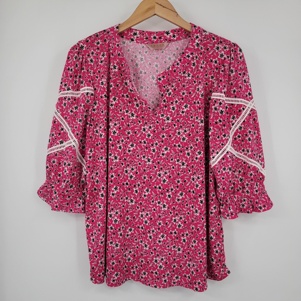 Pink Floral Blouse Women 1X Crochet Detail V-Neck 3/4 Sleeve Lightweight Office